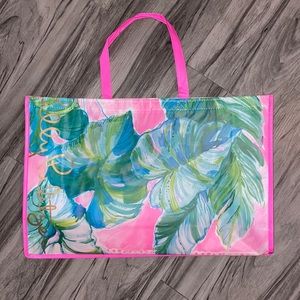 Large Lilly Pulitzer shopping tote